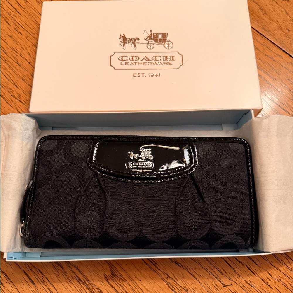 Coach Madison Op Art Sateen Zip Wallet